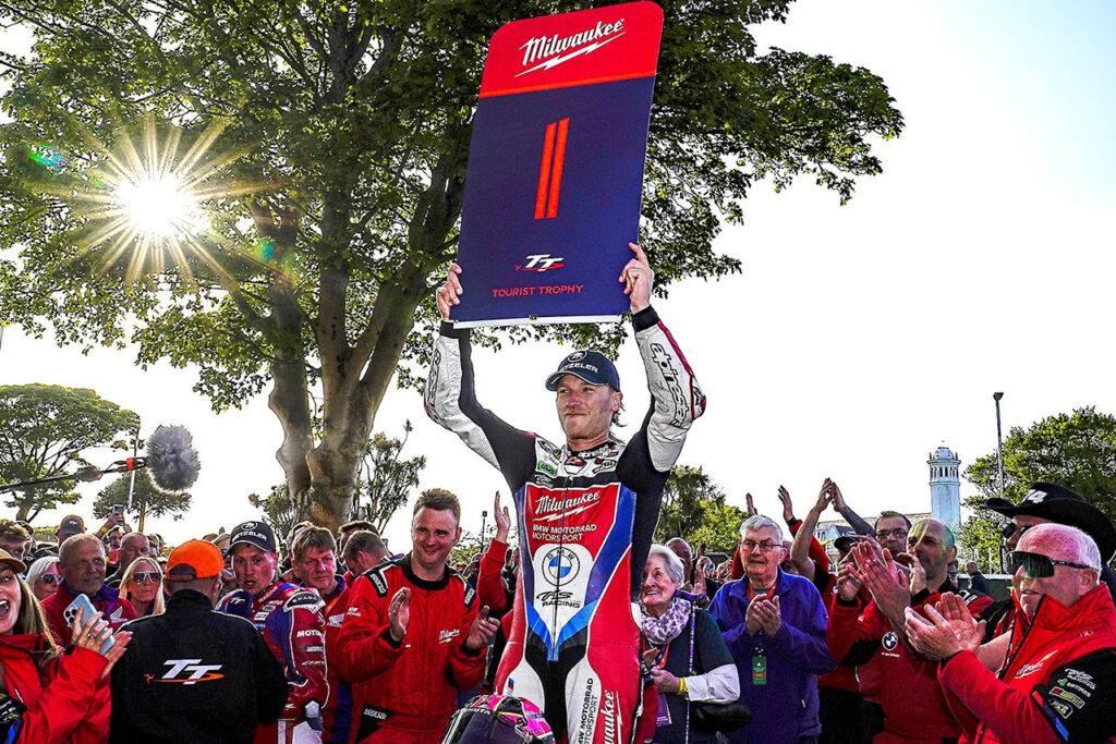 Metzeler wins the 2024 Senior TT with Davey Todd