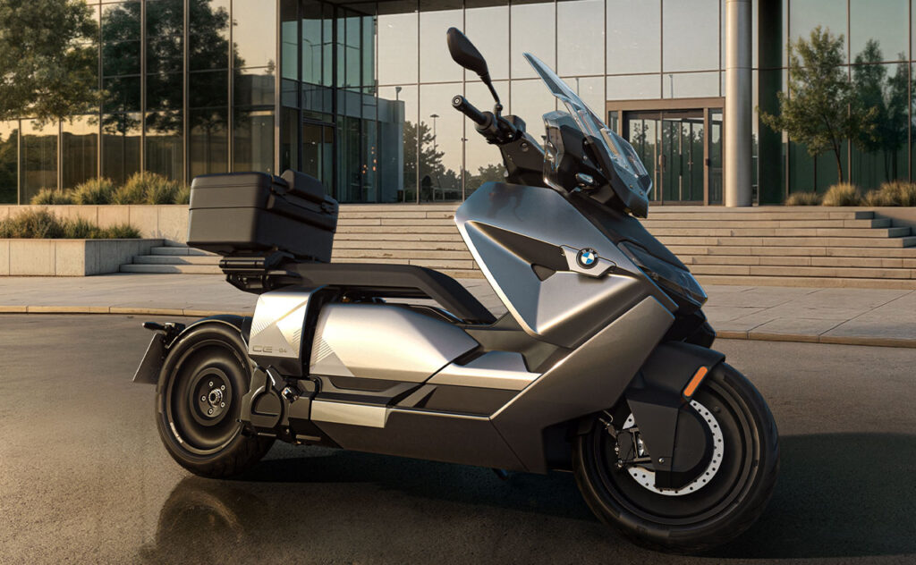 BMW Motorrad presents the new BMW CE 04