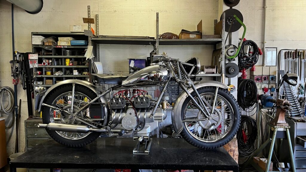 Italian Bike Week 2025: Among the stars, the forgotten 1938 Galbusera 500 V8